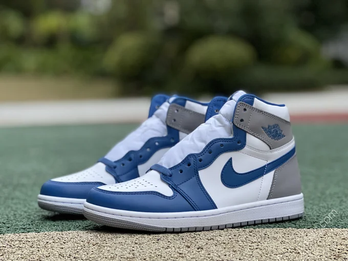 Air Jordan 1 High OG 