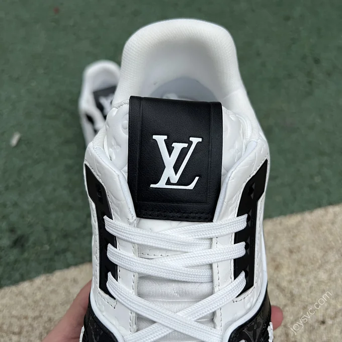 LOUIS VUITTON Trainer Black White