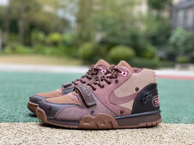 Travis Scott x Nike Air Trainer 1 