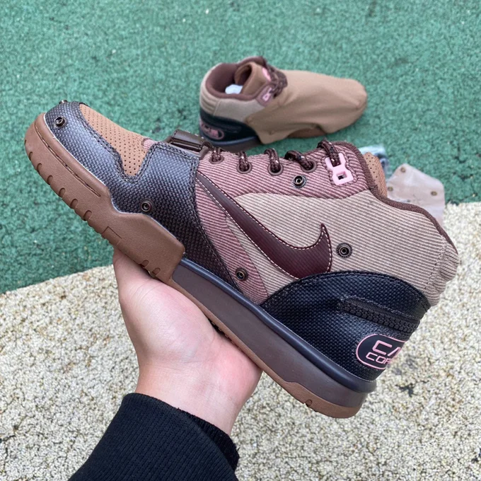 Travis Scott x Nike Air Trainer 1 