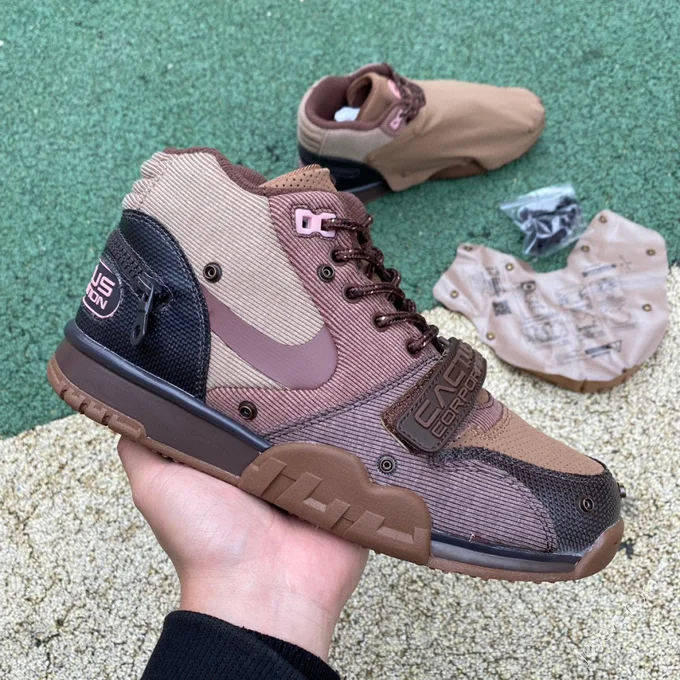 Travis Scott x Nike Air Trainer 1 