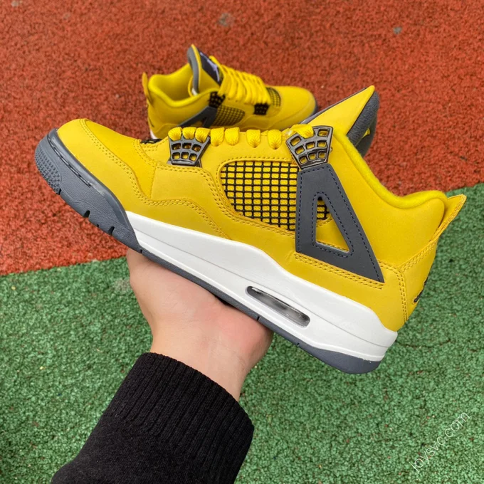 Air Jordan 4 Retro 