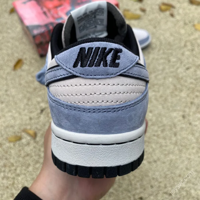 Tomo Katsuhiro x Nike SB Dunk Low 