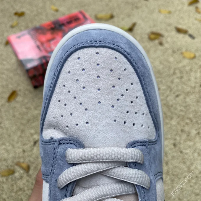 Tomo Katsuhiro x Nike SB Dunk Low 