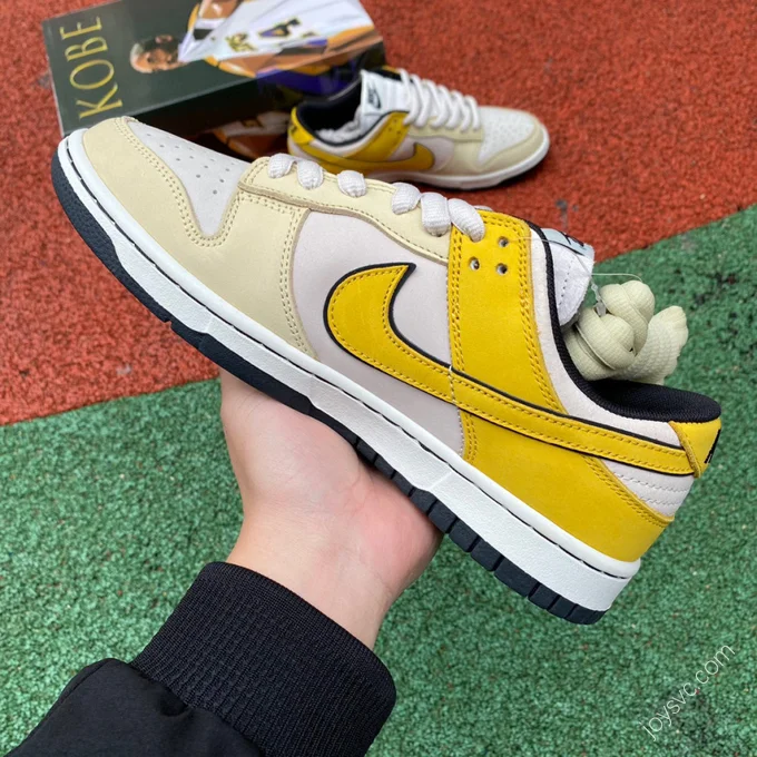 Kobe Bryant x Nike SB Dunk Low 