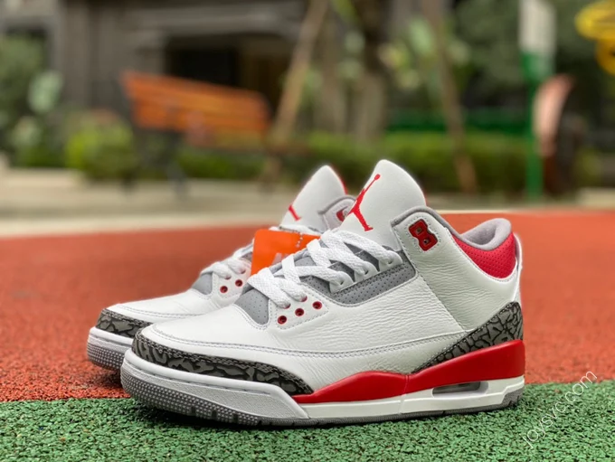 Air Jordan 3 Retro 