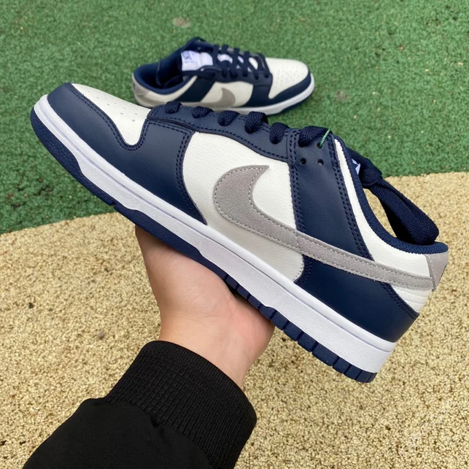 Nike Dunk Low 