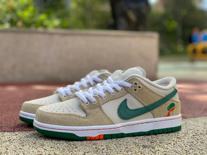 Jarritos x Nike SB Dunk Low FD0860-001