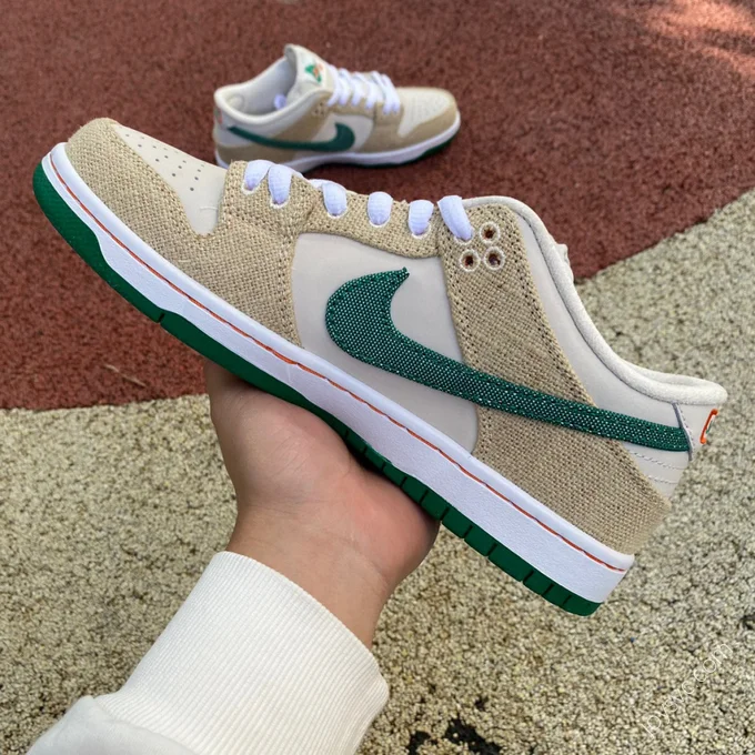 Jarritos x Nike SB Dunk Low FD0860-001