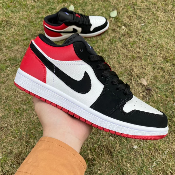 Air Jordan 1 Low 