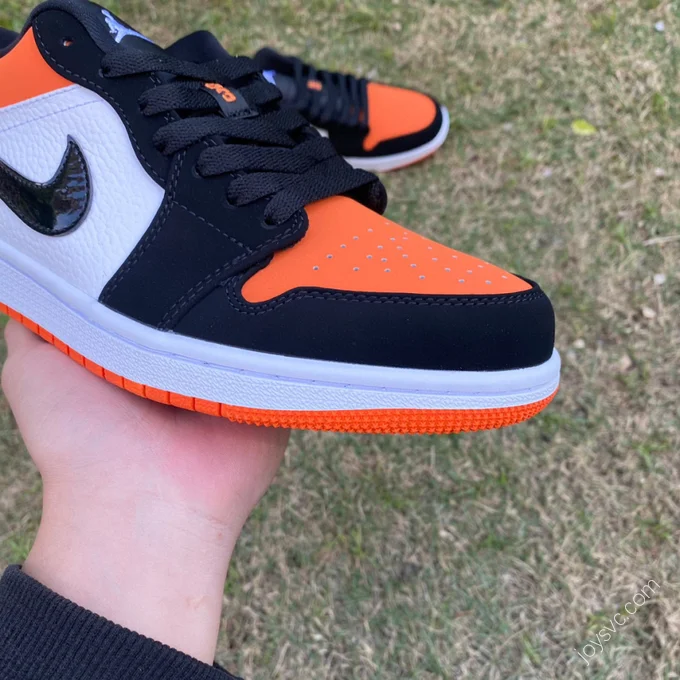 Air Jordan 1 Low Shattered Backboard Low-Top Sneaker 553558-128