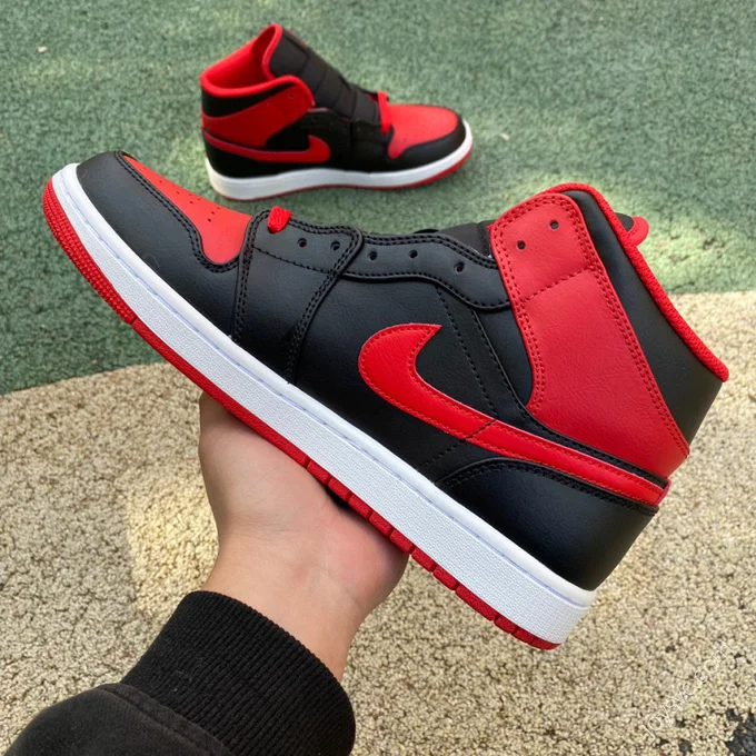 Air Jordan 1 Mid Black Red Sneakers DQ8426-060