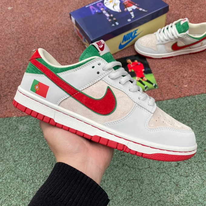 Nike Dunk Low 