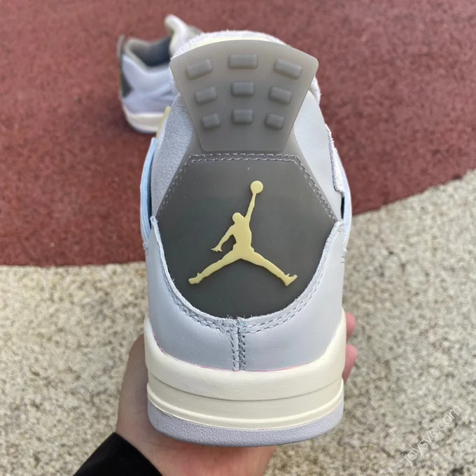 Air Jordan 4 SE Craft 