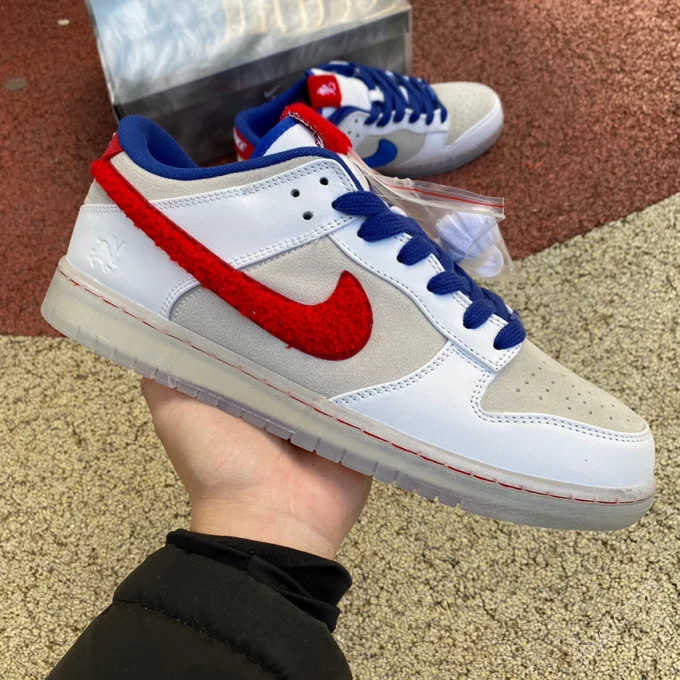 Nike Dunk Low 