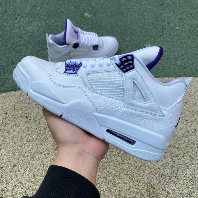 Air Jordan 4 