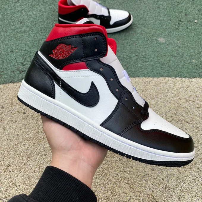 Air Jordan 1 Mid Black White Red Sneakers BQ6472-061