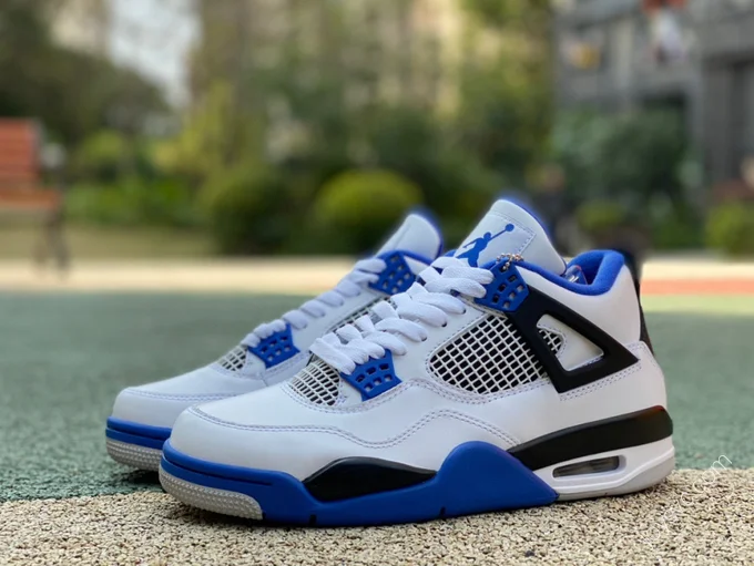 Air Jordan 4 Retro 