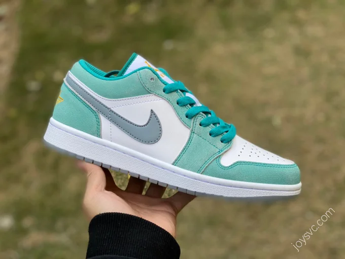 Air Jordan 1 Low Emerald DN3705-301