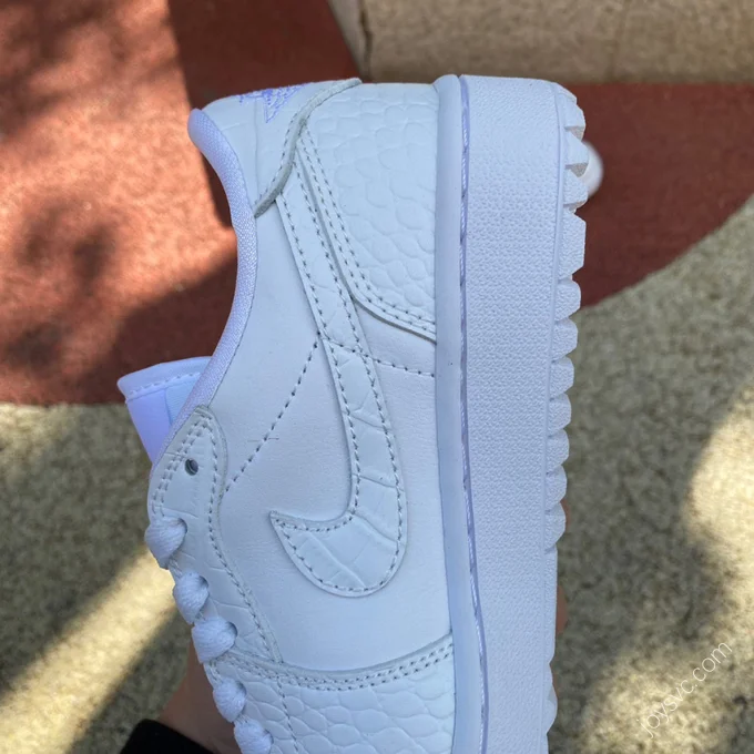 Air Jordan 1 Low Golf White Sneakers DD9315-003