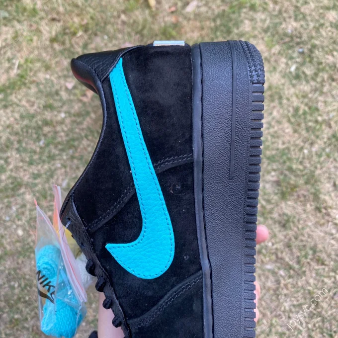 Tiffany & Co. x Nike Air Force 1 Black