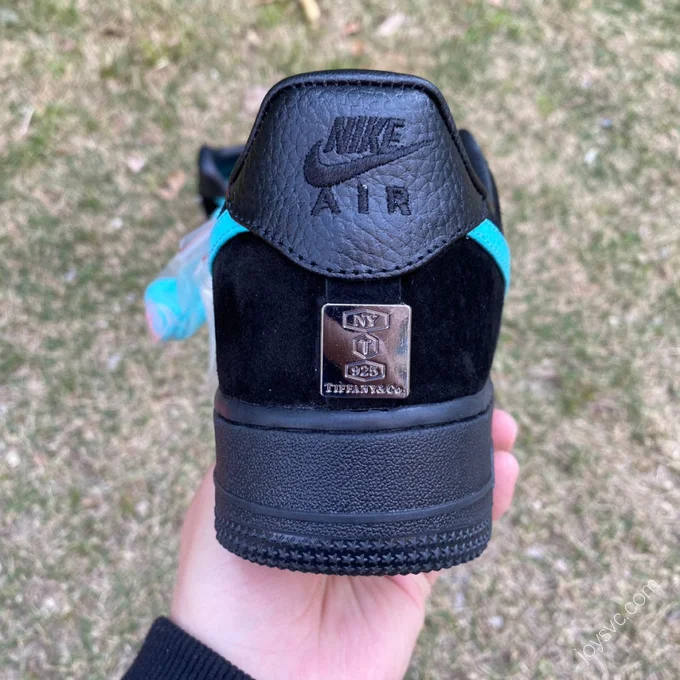 Tiffany & Co. x Nike Air Force 1 Black