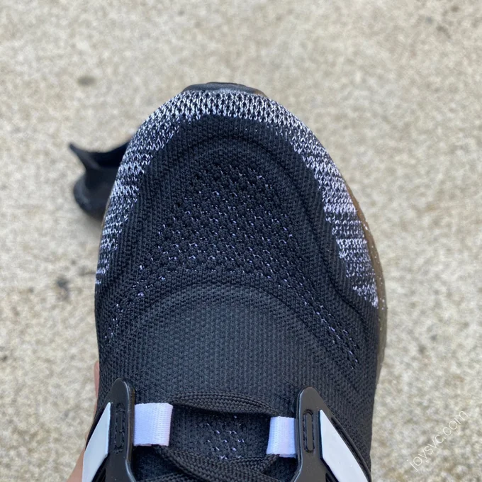 Adidas UltraBoost 22 Black White
