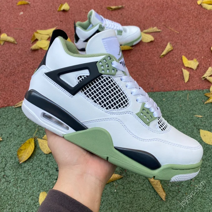 Air Jordan 4 