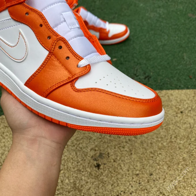 Air Jordan 1 Mid SE White Orange Sneakers DM3531-800