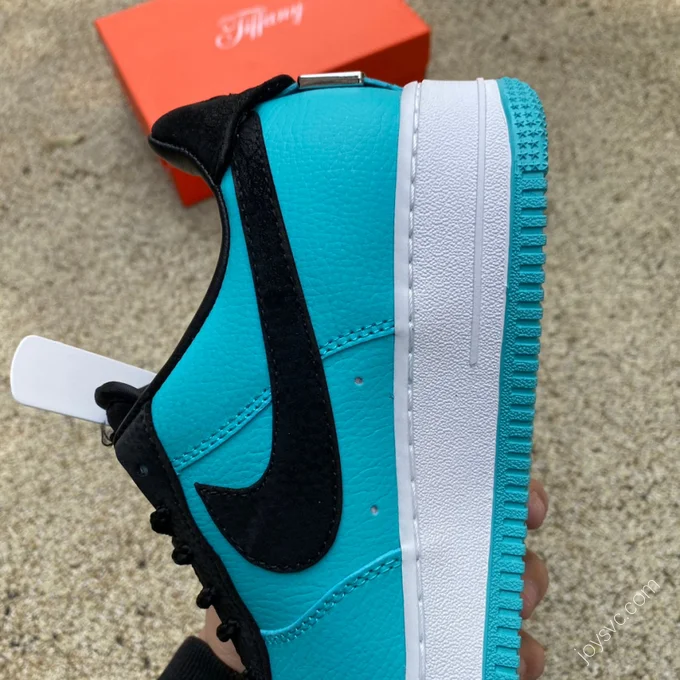 Tiffany & Co. x Nike Air Force 1 Black