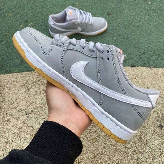 Nike SB Dunk Low 