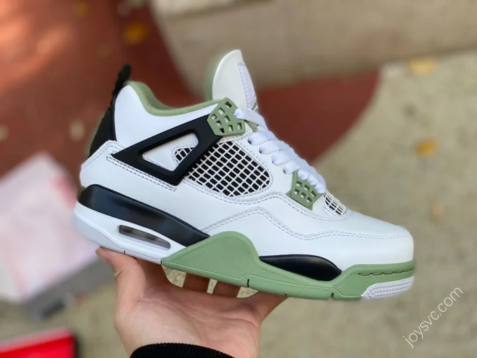 Air Jordan 4 