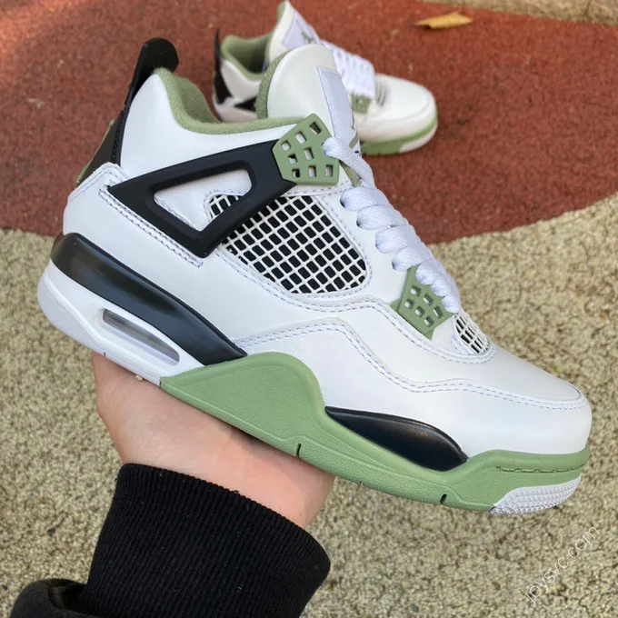 Air Jordan 4 