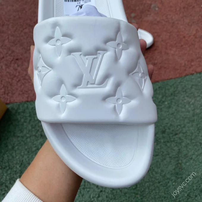 LOUIS VUITTON WATERFRONT Slides White