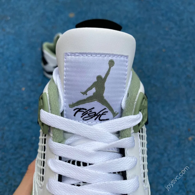 Air Jordan 4 