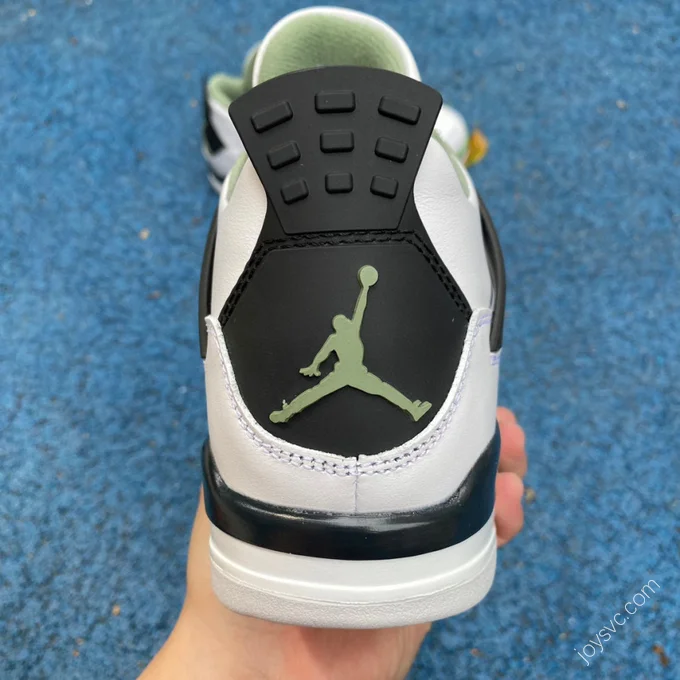 Air Jordan 4 