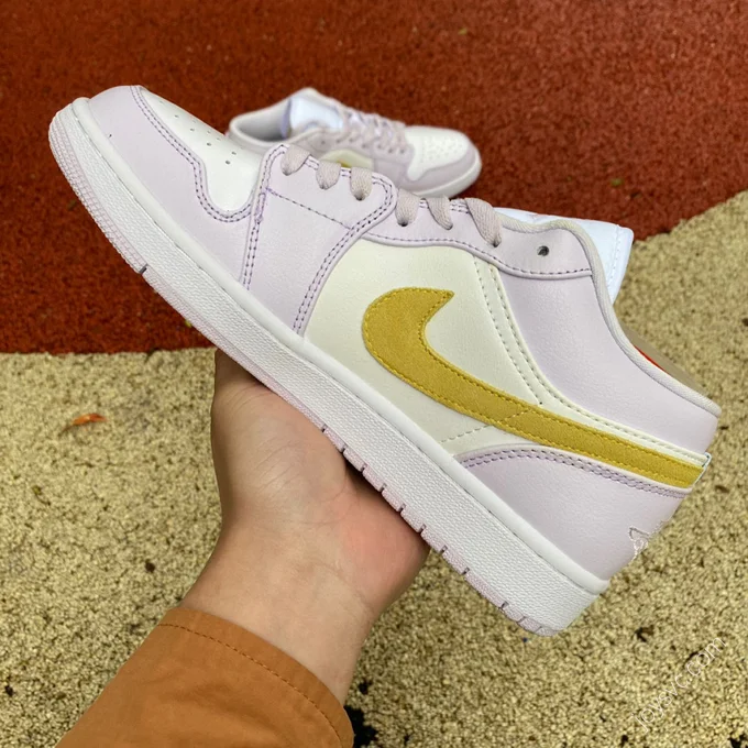 Air Jordan 1 Low White Purple Sneakers DC0774-501