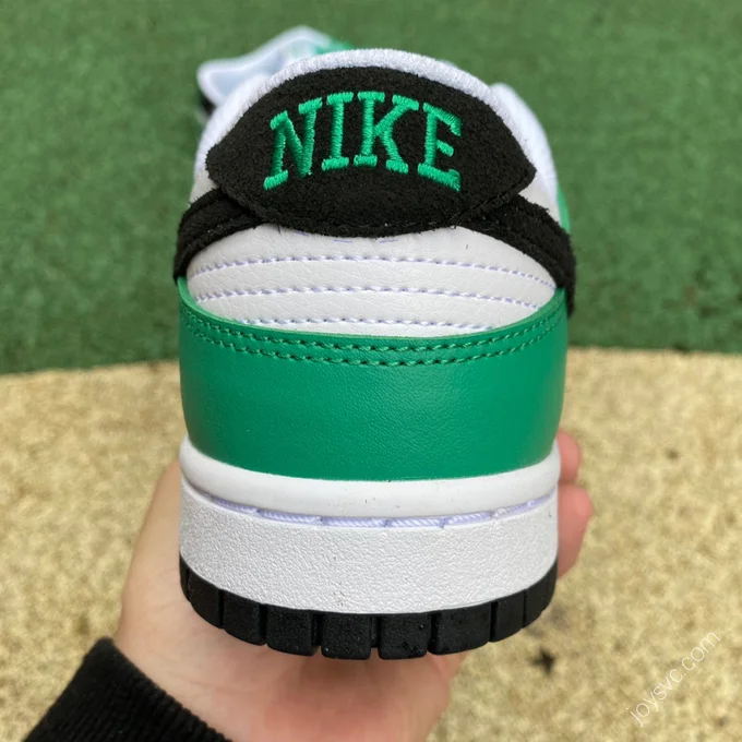 Nike Dunk Low SE 