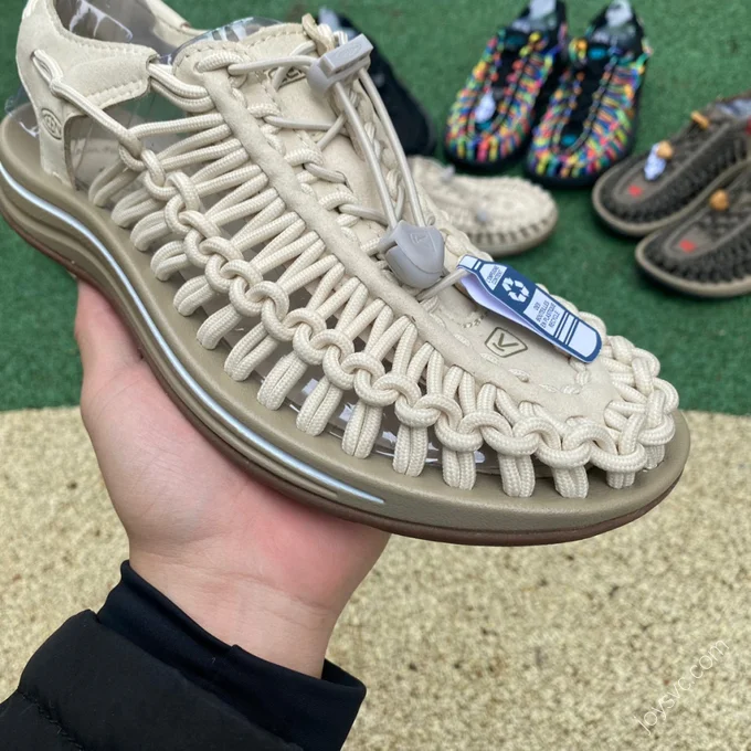 KEEN Uneek Beige