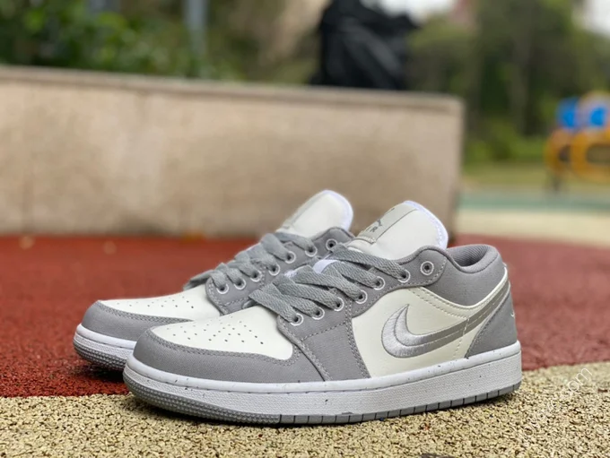 Air Jordan 1 Low SE 