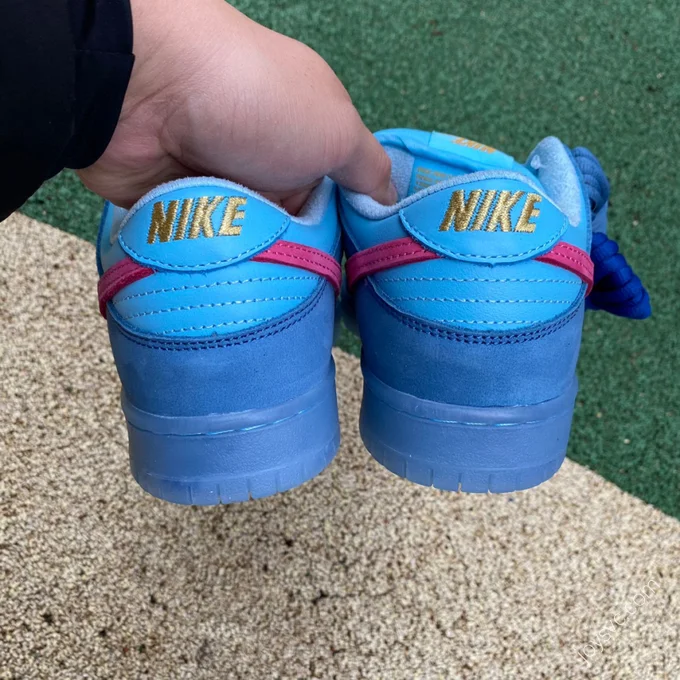 Run The Jewels x Nike SB Dunk Low 