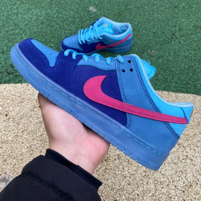 Run The Jewels x Nike SB Dunk Low 