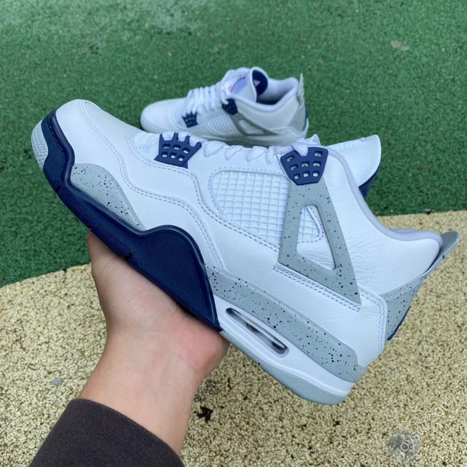 Air Jordan 4 