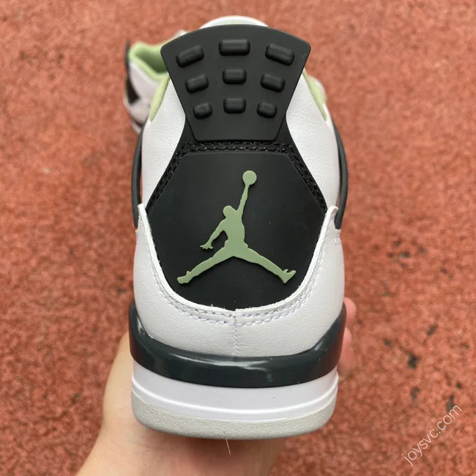 Air Jordan 4 