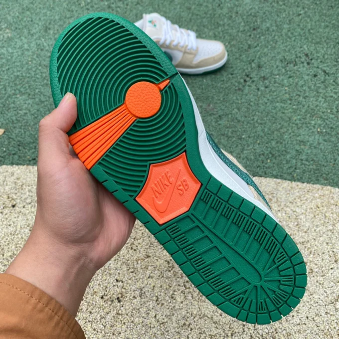 Jarritos x Nike SB Dunk Low Green FD0860-001