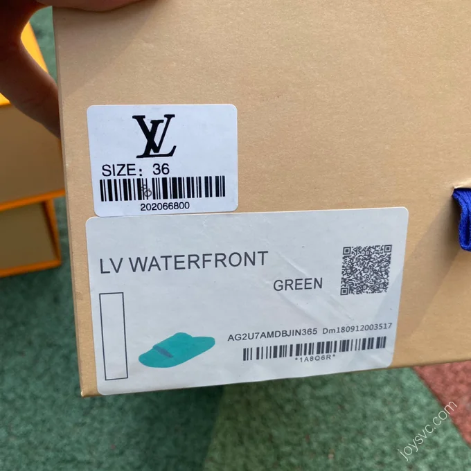 LOUIS VUITTON WATERFRONT Slides Green