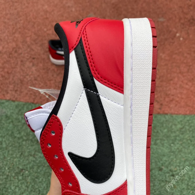 Air Jordan 1 Chicago Low Low-Top Sneaker 705329-600