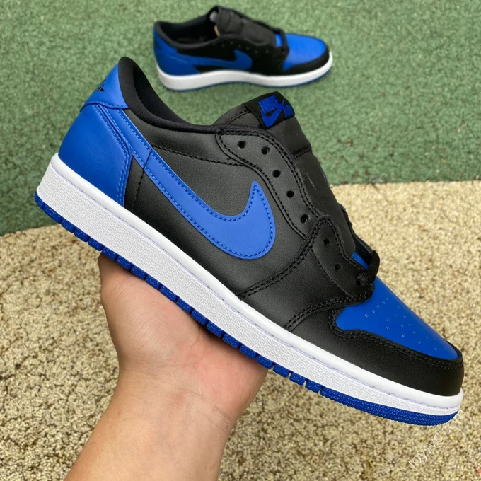 Air Jordan 1 Low 