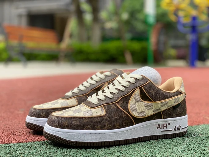 Louis Vuitton x Nike Air Force 1 Brown