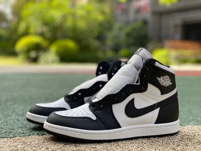 Air Jordan 1 High 85 Black White BQ4422-001